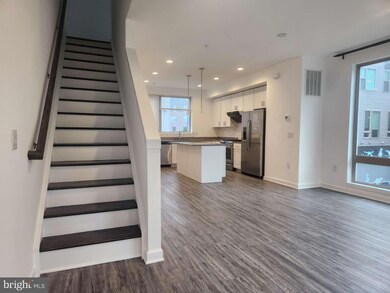 3129 Beachview Ln, Philadelphia, PA 19125 - photo 5