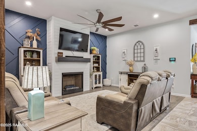 6-web-or-mls-101 St Lucius St-6