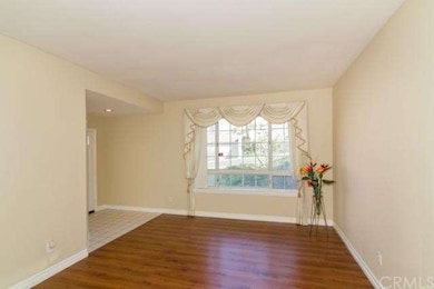 living room with entrance from front door