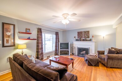 5 Living Room