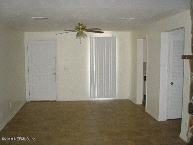 1649 El Prado Rd unit 7, Jacksonville, FL 32216 - photo 2