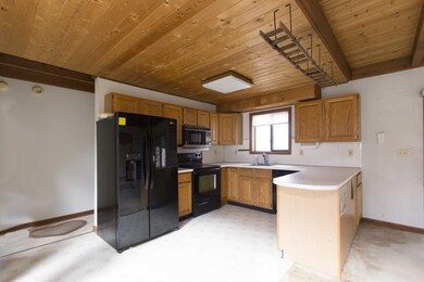 1033 Oak Terrace, Lake Ariel, PA 18436 - photo 4