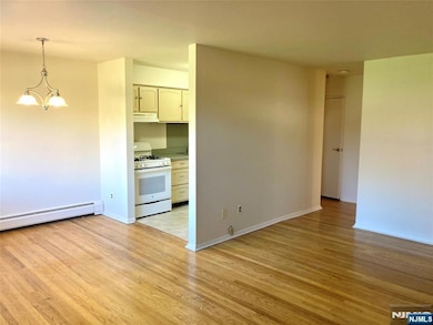 115 N Franklin Turnpike unit 24, Ramsey, NJ 07446 - photo 4