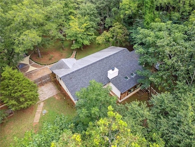 Aerial view of property and surrounding area