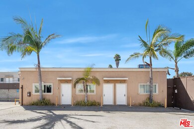 unlisted-address, Los Angeles, CA 90016 - photo 4