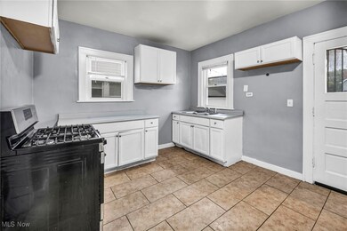 1561 E 204th St, Euclid, OH 44117 - photo 5