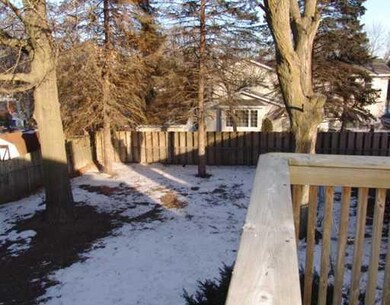 4031 47th St, Des Moines, IA 50310 - photo 3