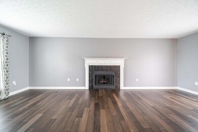 7285 Havencroft Dr-15