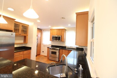 6632 Moly Dr, Falls Church, VA 22046 - photo 7