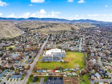 5603 W Castle Dr, Boise, ID 83703 - photo 4