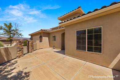 605 E Desmo Way MLS-26 (1)