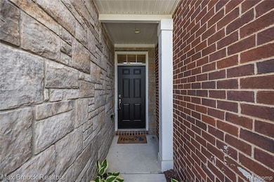 43629 Prospect Ln unit 102, Novi, MI 48375 - photo 3