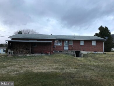 6596 Hill Rd, Fayetteville, PA 17222 - photo 4