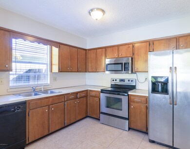 5257 Clarendon Rd, Jacksonville, FL 32205 - photo 7