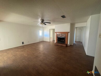 3804 Captain Dr, Killeen, TX 76549 - photo 6