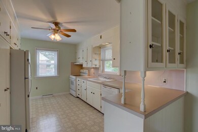 40 Brethren Church Rd, Leola, PA 17540 - photo 7