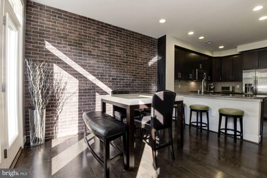 834 N Columbus St, Alexandria, VA 22314 - photo 4