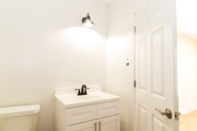 4918 Leffingwell St unit B, Houston, TX 77026 - photo 5