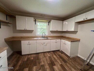 933 Glenbrook Rd, Macon, GA 31210 - photo 5