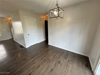 38273 Pebble Lake Trail, North Ridgeville, OH 44039 - photo 6