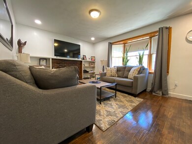 123 Conlyn Ave, Franklin, MA 02038 - photo 4