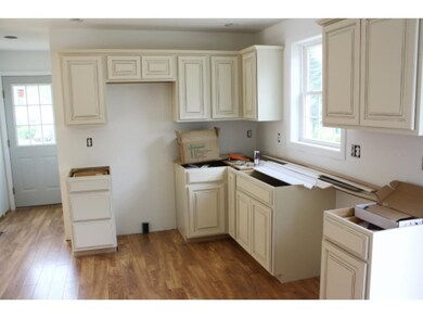 8 State St, Rochester, NH 03867 - photo 4