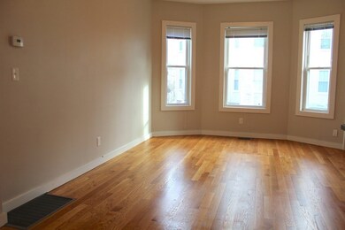 36 Walden St unit 1, Cambridge, MA 02140 - photo 4