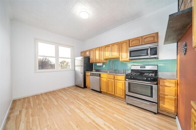 2507 Palisade Ave unit 2, Union City, NJ 07087 - photo 7