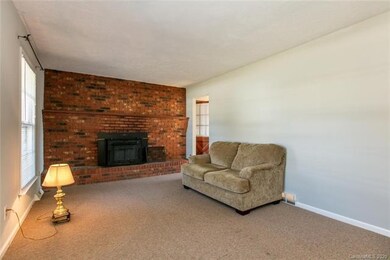 640 Old Sunset Hill Rd, Hendersonville, NC 28792 - photo 3