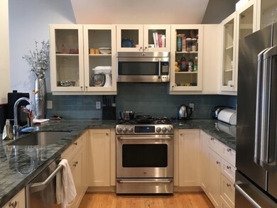 72 Hamilton St unit 5, Cambridge, MA 02139 - photo 6