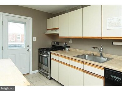 10 Franklin Getz Dr, Broomall, PA 19008 - photo 2