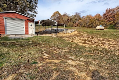 17021 W Ua Beef Farm Rd unit U, Fayetteville, AR 72704 - photo 5