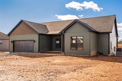 106 Planters Way, Auburn, KY 42206 - photo 2