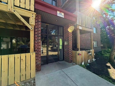 1360 Brook St unit F, Saint Charles, IL 60174 - photo 3