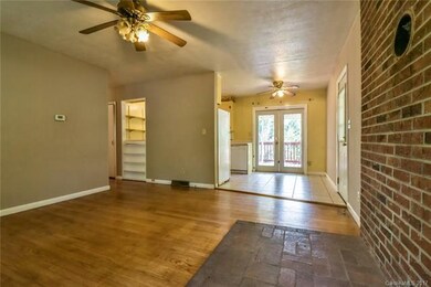 51 Shannon Dr, Asheville, NC 28803 - photo 5