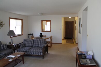 23 Hummingbird Rd unit 1, Lincoln, NH 03251 - photo 6