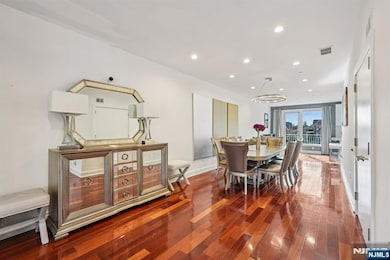 25 Vela Way, Edgewater, NJ 07020 - photo 6