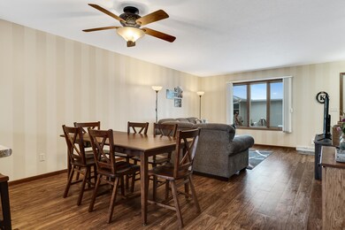 917 10th Ave N, Onalaska, WI 54650 - photo 5