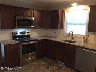 244 Brookside Dr, Millers Creek, NC 28651 - photo 5