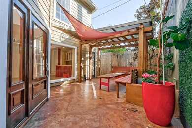 926 Heights Blvd, Houston, TX 77008 - photo 2