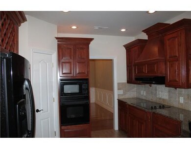 204 NW Yukon Trail St, Bentonville, AR 72712 - photo 4