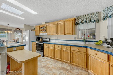 313-Meridian-209.jpg-SMALL