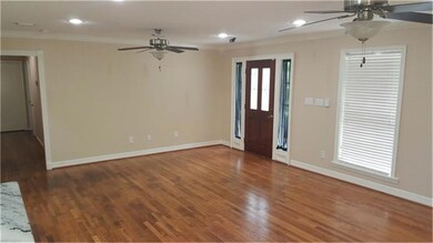 1208 Candlelight Ln, Houston, TX 77018 - photo 3