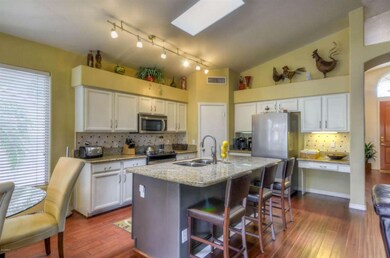 Kitchen (2)