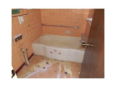 Full Bath.
