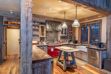 KitchenAngle