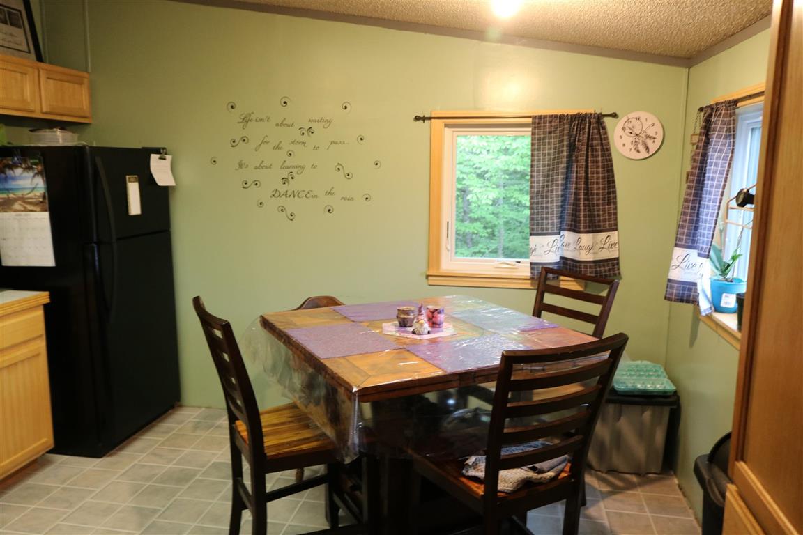 261 Starbuck Rd, Pomfret, VT 05084 - photo 5