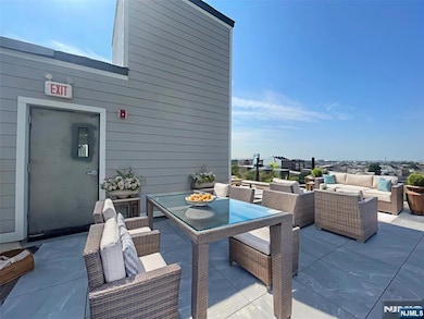 58 Union St unit 502, Newark, NJ 07105 - photo 6