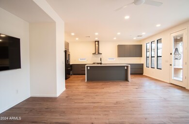7907 S 73rd Listing Pics-21