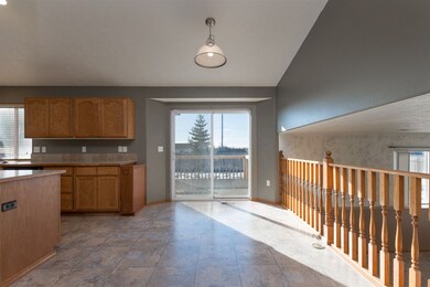 1021 N Wilcox St, Medical Lake, WA 99022 - photo 5